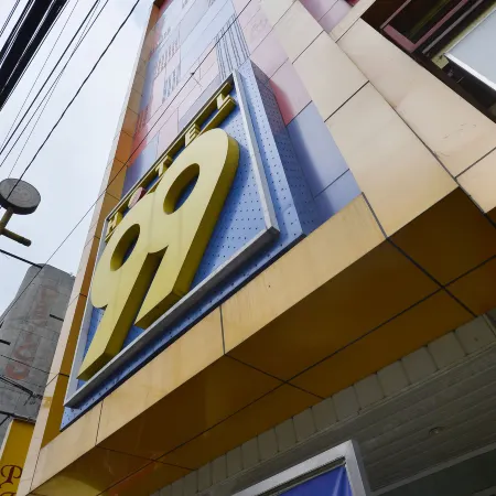 Hotel 99 Monumento Caloocan