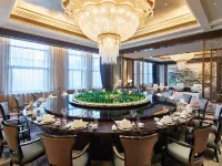 Wanda Vista Harbin Hotels near Songbei