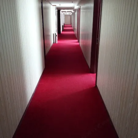 Luohe Haoting Business Hotel