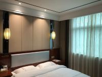 新干华方酒店 - 标准大床房