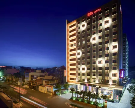 Ibis Saigon Airport Hoteles en Ho Chi Minh
