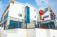 Geojedo Haebaram Pension Hotels near Geoje Haegeumgang ("Mount Kumgang of the sea")