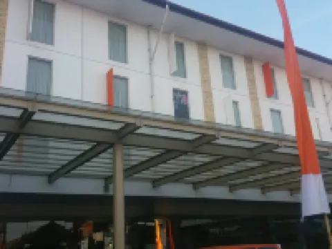 哈里斯飯店及會議中心-峇里島登巴薩 登巴薩附近的飯店