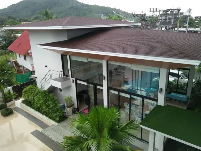 Clear House Resort Hotel di Pantai Kamala