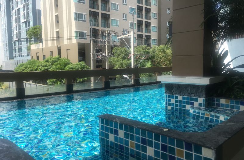 March Hotel
