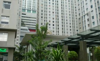 Apartment Green Bay Pluit - Studio Room