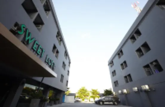 سويت لوفت هوتل دون موانج Hotels near دونموانغ