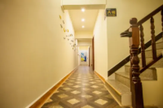 Xinma Business Hotel (Yangshuo West Street)