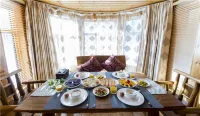 ChangBai Mountain Pine&Birch Villa Hotels in Antu