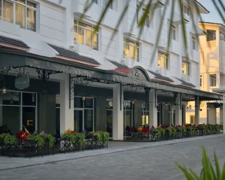 Paradise Suites Hotel Hotels in Ha Long City
