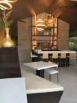 Golden Pineapple Villas-Adults Only - bar