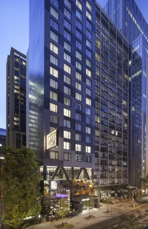 Hotel EMC2, Autograph Collection
