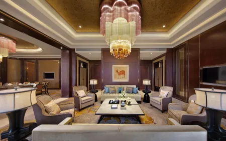 Oriental Ginza Hotel (Shenyang Tiexi) Отели рядом с достопримечательностью «Shenyang University of Chemical Technology (Northwest to Shenyang University of Chemical Technology School Hospital)»