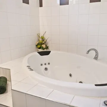 Comfort Inn on Raglan