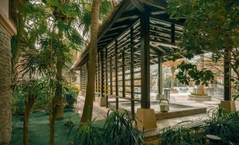 Country Garden Holiday Hot Spring Hotel