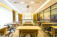 臨汾金海灣藝術中心向陽西路亞朵輕居飯店 臨汾住宿飯店