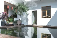 Wugu Inn Hotels near Dali Ancient Town Scenic Area Self-Guided Tour Bus Stop