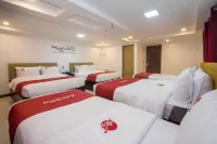 IL Mare Sakura Resort Boracay