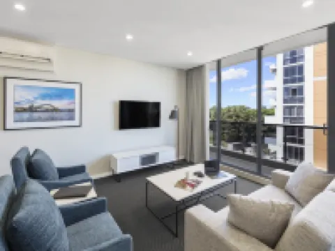 Meriton Suites Waterloo Hotels in Waterloo