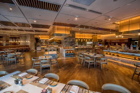 InterContinental Taiyuan Hotel Отели рядом с достопримечательностью «Taiyuan University of Science and Technology (South Area)»