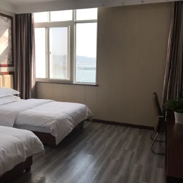 Zhongfu Riverview Hotel