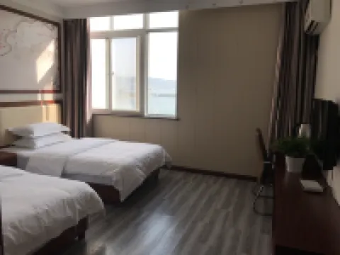Zhongfu Riverview Hotel
