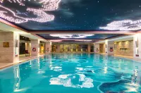 Sanding Huayue Hotel - Pool