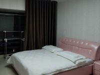 西安丫丫公寓式酒店 - 一室一厅豪华大床房
