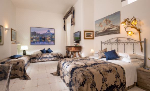 Roma Central Guest House