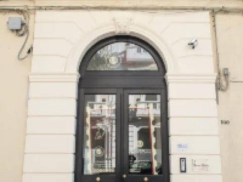 瑪莉亞勝利公寓家庭旅館 Santa Maria del Casale教堂附近的飯店