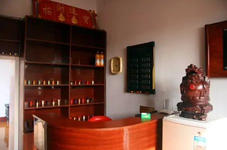 Cheng'an Xinpeng Business Hotel Отели рядом с достопримечательностью «Чэнань Народная Больница»