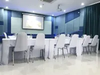 Anna-Nava Pakkret Hotel