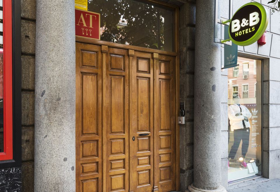 Combatiente Persistente articulo B&B Apartamentos Madrid Centro Fuencarral 46 - Valoraciones de hotel de 3  estrellas en Madrid