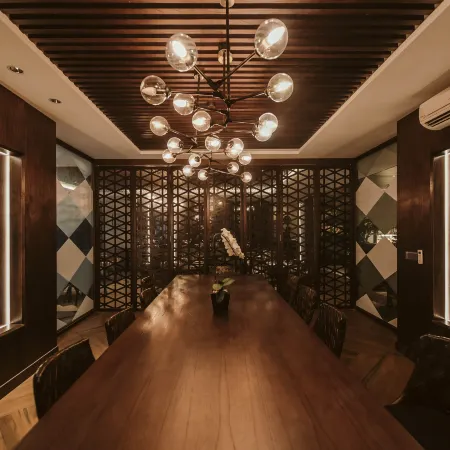 The Vira Bali Boutique Hotel & Suite Отели рядом с достопримечательностью «Пляж Джерман»