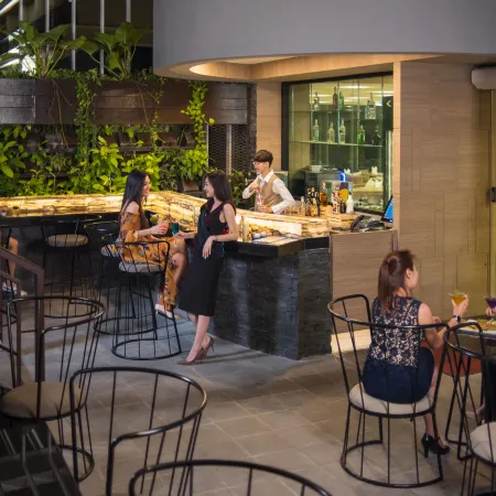 Solitaire Bangkok Sukhumvit 11 by Kingston Hotels