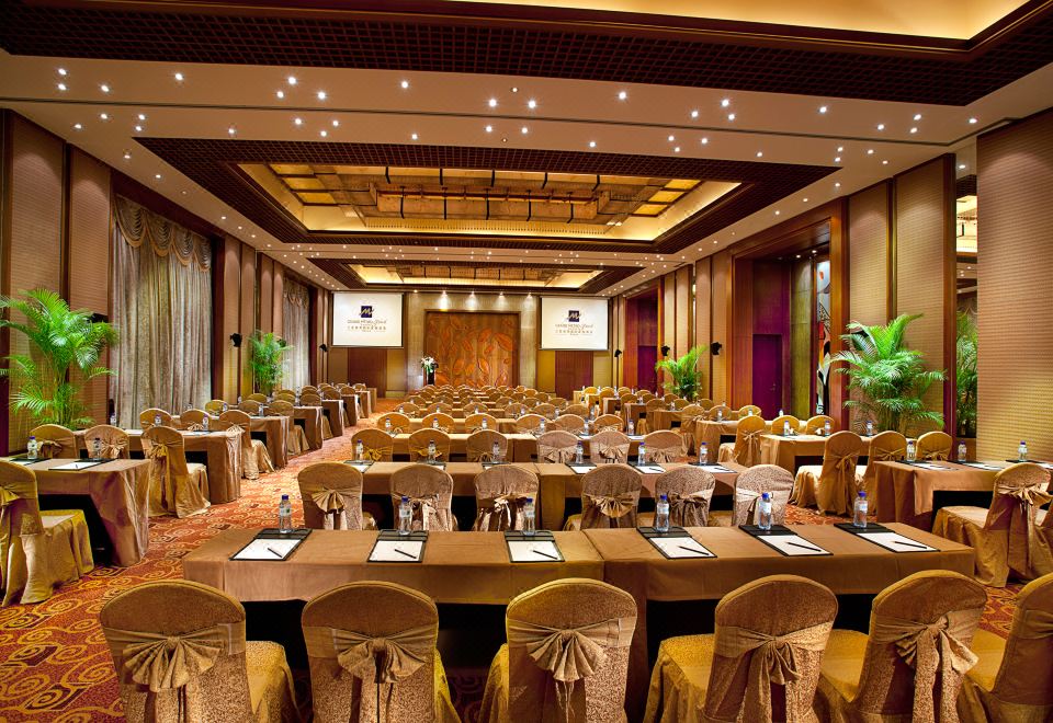 4. 그랜드 메트로파..