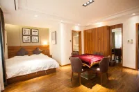 Haitang Hotel (Heihe Railway Street Shop)