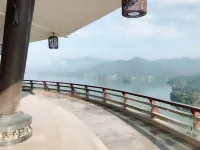 Guanglv. Bama Lake Narada Resort Hotel - pemandangan pegunungan