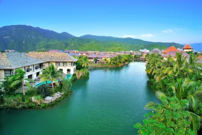 Yalong Bay Villas & Spa Hotels near Yalong Bay Underwater World Professional Diving Center