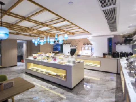 Fuzhou Three Lanes And Seven Alleys Dongjiekou Subway Station Atour Hotel Hotels in Fuzhou