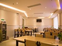 莫泰连锁酒店(阜阳颍州中路万达广场店)