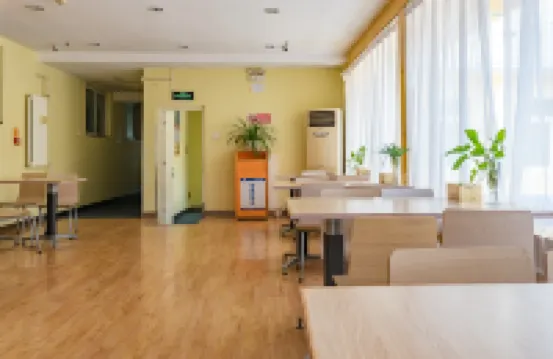 7Days Inn Chain Hotel (Tai'an Railway Station Agricultural University)