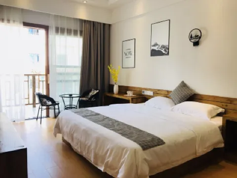 Luyu Hotel Hotels near Chongqing Xiannvshan Airport