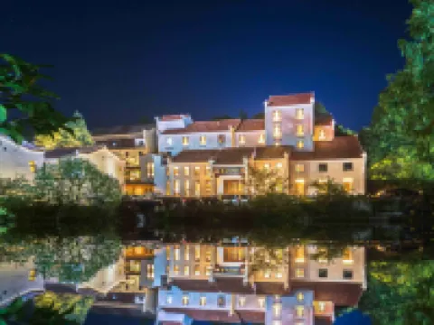 Dongya Hotel Hotels in Qingyang