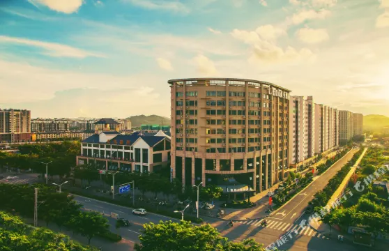 藍眉山商務酒店（思茅區茶馬古城店）