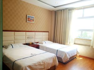 Jiange Yidao Pearl Business Hotel