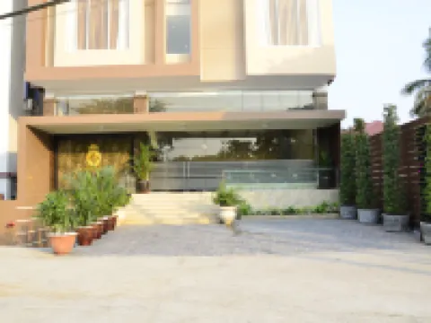 Royal Pavilion Hotel Hotels in Mayangon