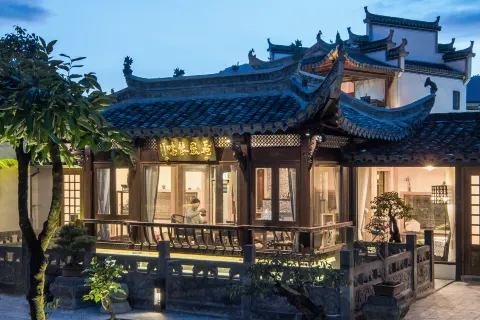 Hongcun Yunshan mountain scenery house