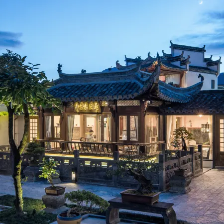 Hongcun Yunshan mountain scenery house