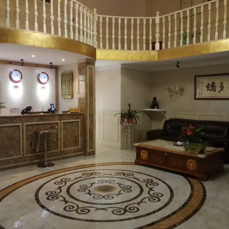 Yanjin Jiangshan Duojiao Hotel